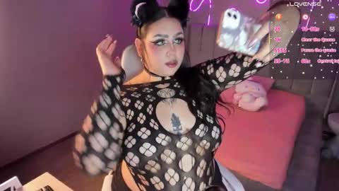 K I A R A            online show from 17, 1, 2026