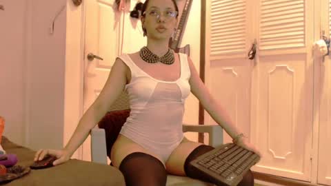 Snapshot of kiaralenon chatting on 26, 7, 2026 kiaralenon online show from 26, 7, 2026