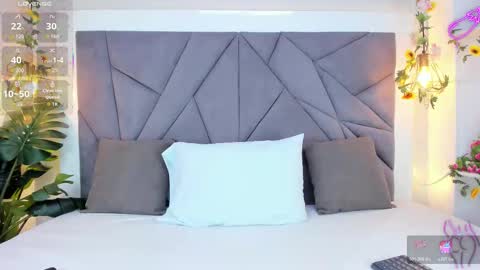 kiarha  online show from 12, 11, 2025