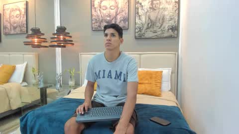 Snapshot of kieran_derek chatting on 1, 11, 2025 Kieran Derek online show from 1, 11, 2025