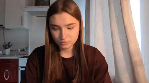 Snapshot of kierstentates chatting on 23, 4, 2026 Ola my name is Lissa Lets hit 10 Thumbs Up together online show from 23, 4, 2026