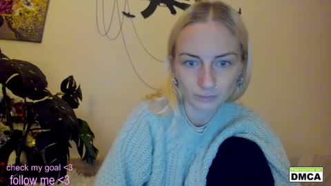 Snapshot of kiki_cute__ chatting on 7, 11, 2025 Kiki online show from 7, 11, 2025