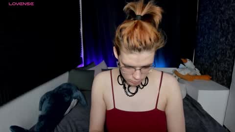 Snapshot of kiki_krash chatting on 6, 12, 2024 Kiki online show from 6, 12, 2024