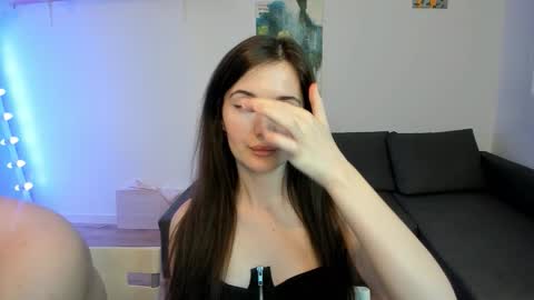 Snapshot of kiki_mcflurry chatting on 2, 3, 2026 PavelPolly online show from 2, 3, 2026