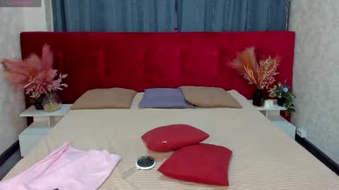 Kiki online show from 5, 7, 2026