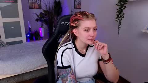 Kiki online show from 13, 11, 2025