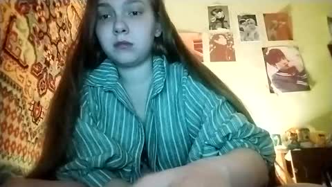 kikibang_ online show from 10, 4, 2026