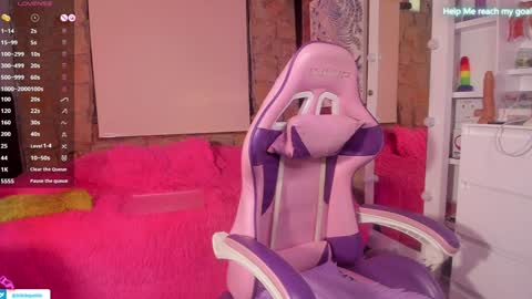 Snapshot of kikilepetite chatting on 18, 12, 2024 kiki online show from 18, 12, 2024