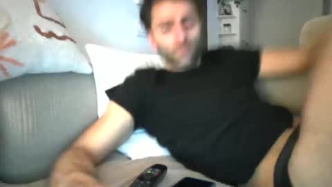 kikkus01 online show from 8, 3, 2025