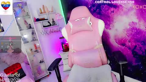 Snapshot of kilye_nellaa chatting on 15, 2, 2025 kylie anthonella online show from 15, 2, 2025