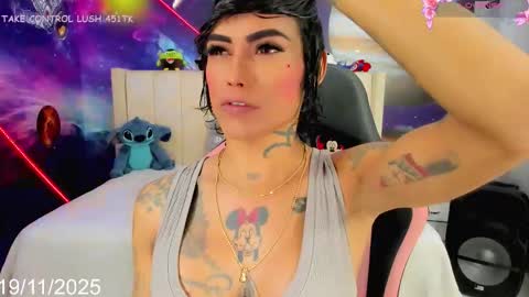 Snapshot of kilye_nellaa chatting on 19, 11, 2025 kylie anthonella online show from 19, 11, 2025