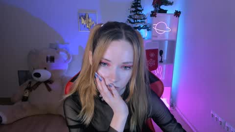 Snapshot of kim_boyd chatting on 28, 12, 2024 kim_boyd online show from 28, 12, 2024