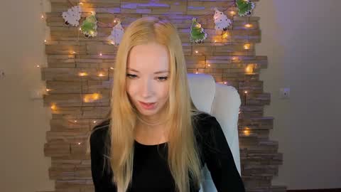 Snapshot of kim_boyd chatting on 31, 12, 2024 kim_boyd online show from 31, 12, 2024