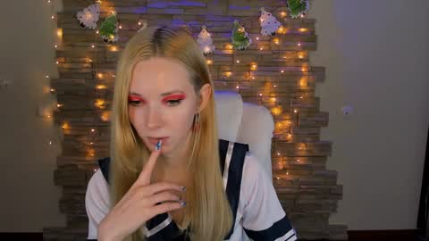 Snapshot of kim_boyd chatting on 11, 1, 2025 kim_boyd online show from 11, 1, 2025