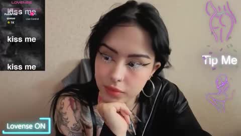 Kim online show from 25, 2, 2026