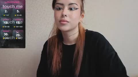 Snapshot of kim_brownie chatting on 15, 6, 2026 Kim online show from 15, 6, 2026