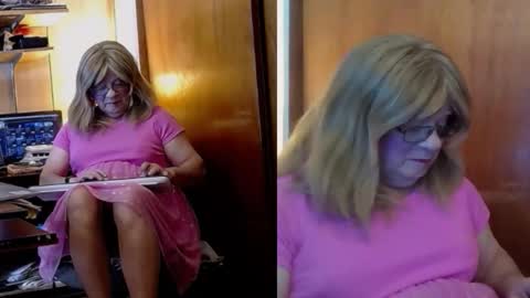 Snapshot of kim_crossdresser1 chatting on 10, 3, 2026 kim crossdresser no nude room and clean chat only. online show from 10, 3, 2026