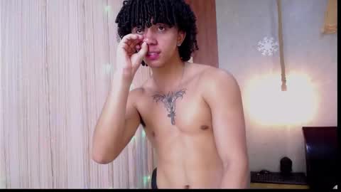 Snapshot of kim_curly_ chatting on 9, 2, 2026 KIM online show from 9, 2, 2026