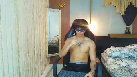 Snapshot of kim_curly_ chatting on 9, 6, 2026 KIM online show from 9, 6, 2026