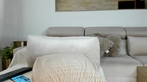 KimberlY  kim bombshell online show from 2, 4, 2026