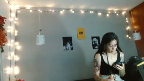 Snapshot of kimandyuk chatting on 11, 12, 2024 Kim  Yuk online show from 11, 12, 2024