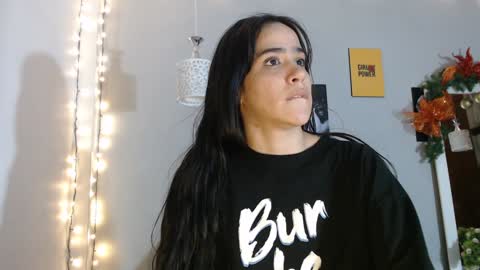 Snapshot of kimandyuk chatting on 17, 12, 2024 Kim  Yuk online show from 17, 12, 2024