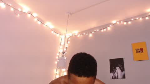 Snapshot of kimandyuk chatting on 3, 1, 2025 Kim  Yuk online show from 3, 1, 2025