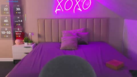 kimberlly_smith online show from 29, 11, 2025