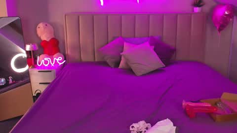 Snapshot of kimberlly_smith chatting on 2, 3, 2026 kimberlly_smith online show from 2, 3, 2026