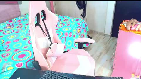 Snapshot of kimberly_bellu chatting on 30, 4, 2026 Anita. online show from 30, 4, 2026