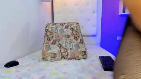 Snapshot of kimberly_xoxo_3 chatting on 11, 9, 2025 online show from 11, 9, 2025