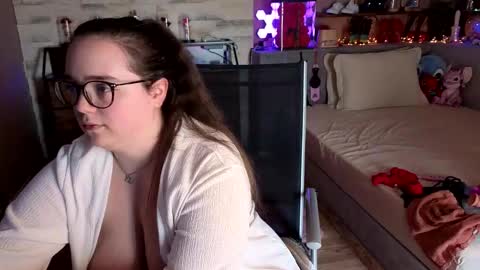 kimberlycaprice online show from 19, 3, 2026