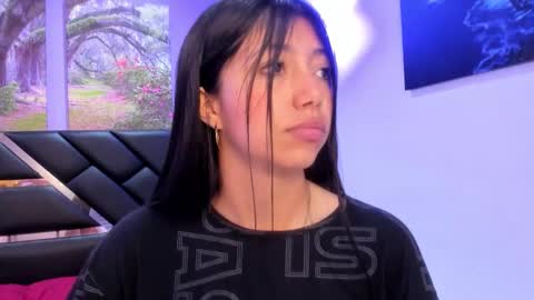 Kimberly Villalobos online show from 14, 11, 2025