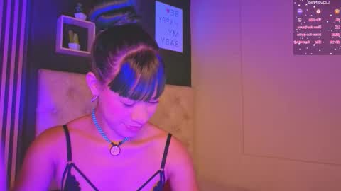 Snapshot of kimhilton_ chatting on 1, 2, 2026 kimhilton online show from 1, 2, 2026