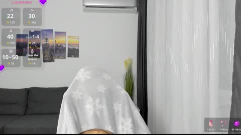 kimi_ivy online show from 17, 11, 2025