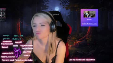 Wolfs Girl online show from 9, 12, 2024