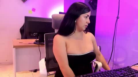 Camila online show from 21, 10, 2025