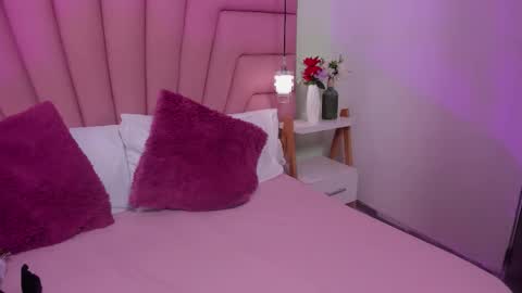 kimluna1 online show from 15, 2, 2026