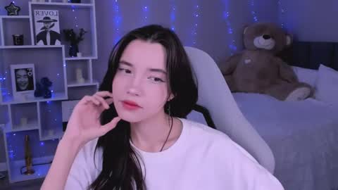 Snapshot of kimm_wong chatting on 8, 5, 2026 kimm wong online show from 8, 5, 2026