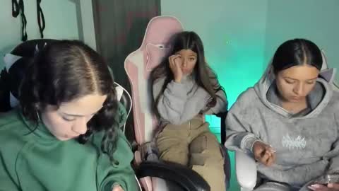 Snapshot of kimmi_foxy chatting on 16, 2, 2026 kimmi online show from 16, 2, 2026