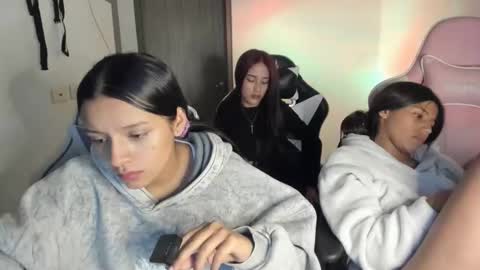 Snapshot of kimmi_foxy chatting on 25, 2, 2026 kimmi online show from 25, 2, 2026