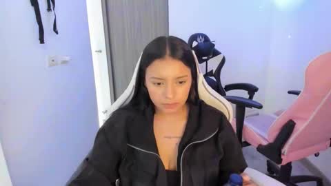 Snapshot of kimmi_foxy chatting on 26, 2, 2026 kimmi online show from 26, 2, 2026