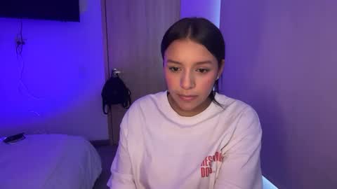 Snapshot of kimmi_foxy chatting on 21, 4, 2026 kimmi online show from 21, 4, 2026
