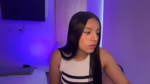Snapshot of kimmi_foxy chatting on 1, 5, 2026 kimmi online show from 1, 5, 2026