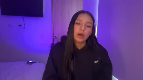 Snapshot of kimmi_foxy chatting on 6, 5, 2026 kimmi online show from 6, 5, 2026