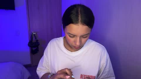 Snapshot of kimmi_foxy chatting on 5, 7, 2026 kimmi online show from 5, 7, 2026