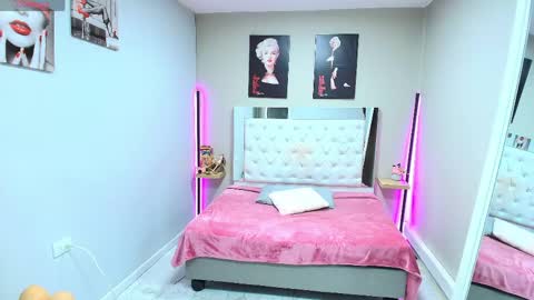 Snapshot of kimmturner chatting on 4, 5, 2026 Kim online show from 4, 5, 2026