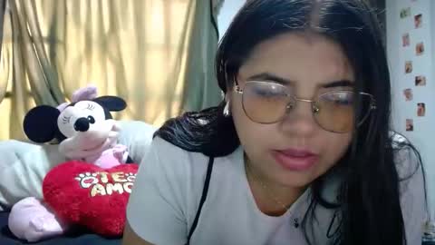Snapshot of kimmy_kimmy_ chatting on 11, 11, 2025 Kimmy online show from 11, 11, 2025