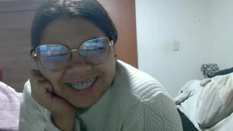Snapshot of kimmy_kimmy_ chatting on 18, 12, 2025 Kimmy online show from 18, 12, 2025