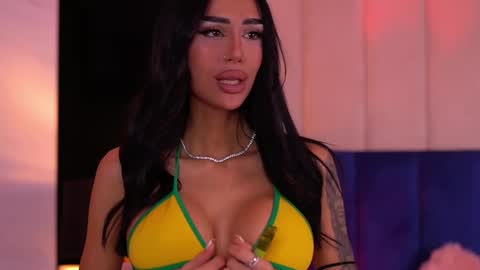 Snapshot of kimnatty chatting on 14, 12, 2025 Kim online show from 14, 12, 2025